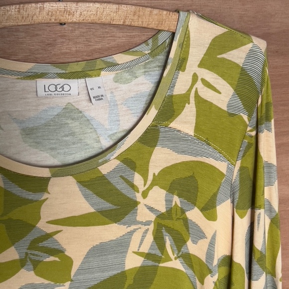 LOGO Lori Goldstein rayon tunic size XL green leaf print asymmetrical lagenlook - Picture 3 of 5
